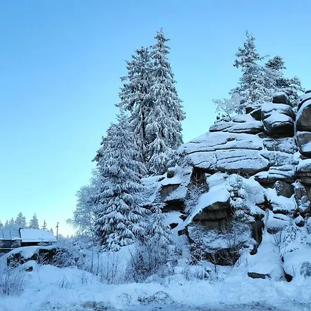 Alojamento de Acomodação e Pequeno-almoço Gencjana 3*